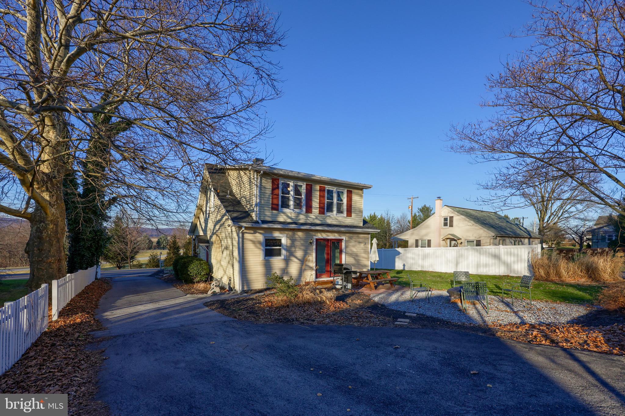 756 West Newport Road Lititz, PA 17543 - Photo 6 of 46