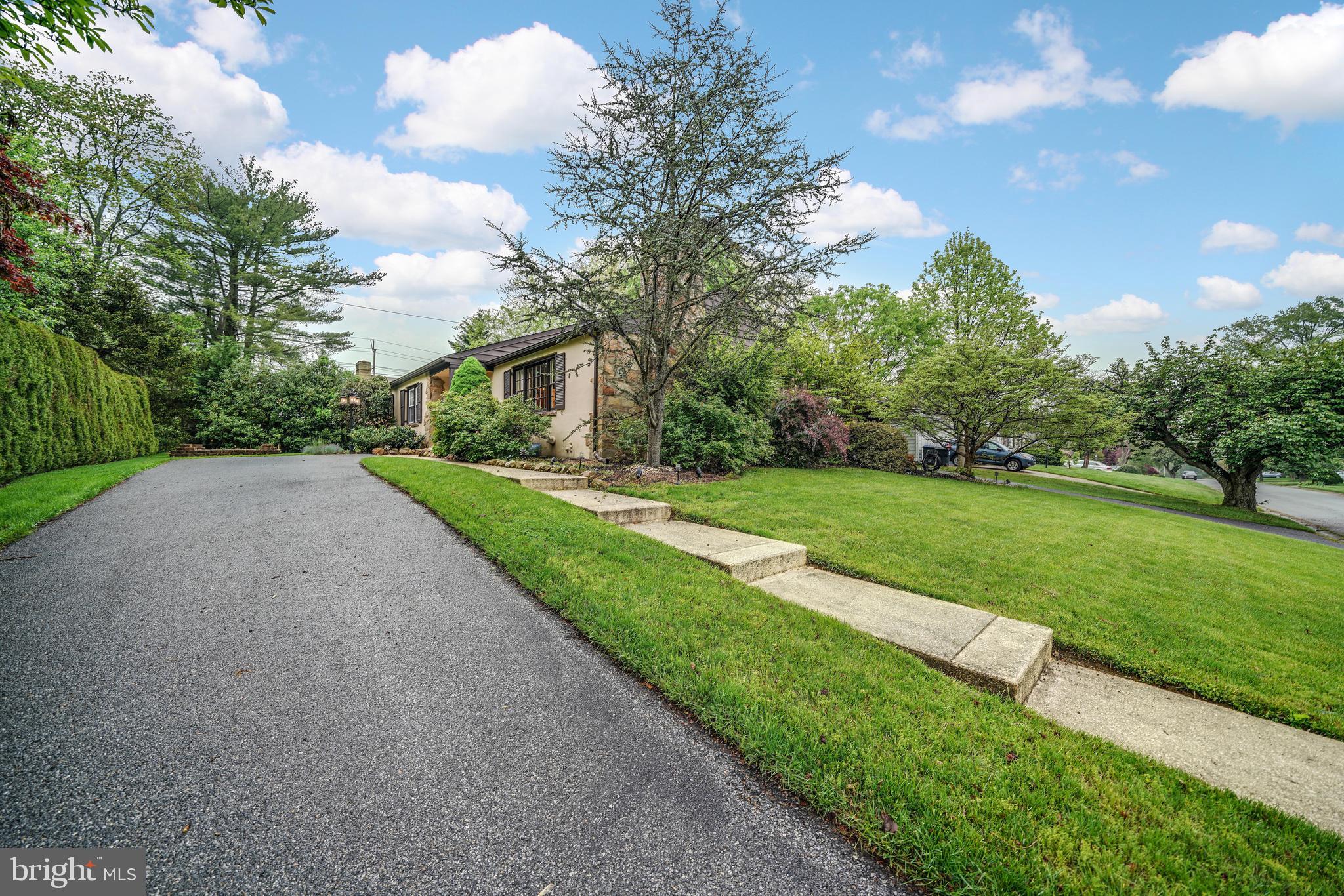 37 Paschall Road Wilmington, DE 19803 - Photo 2 of 23 Exterior Side