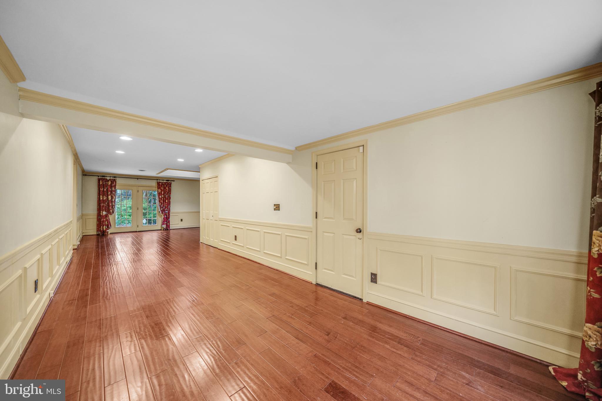 37 Paschall Road Wilmington, DE 19803 - Photo 13 of 23 Family Room