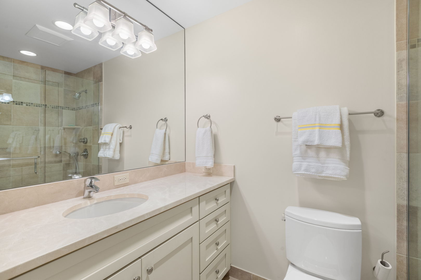 970 East Deerpath Road Lake Forest, IL 60045 - Photo 23 of 46