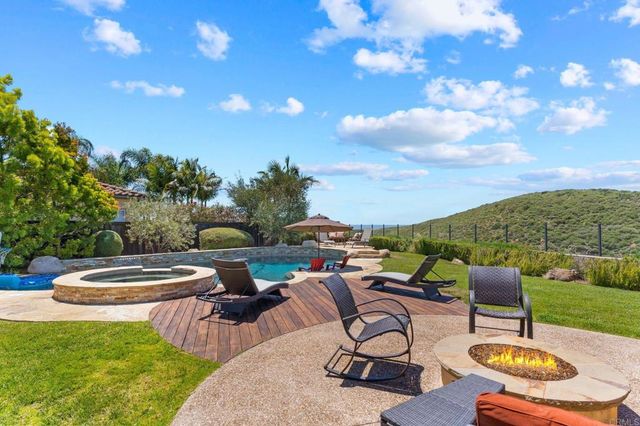 $2,620,000 | 7077 Sitio Colina, Carlsbad, CA 92009