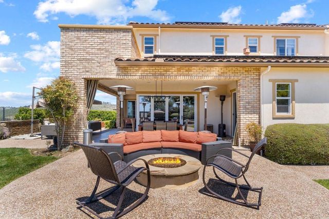 $2,620,000 | 7077 Sitio Colina, Carlsbad, CA 92009