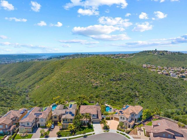 $2,620,000 | 7077 Sitio Colina, Carlsbad, CA 92009