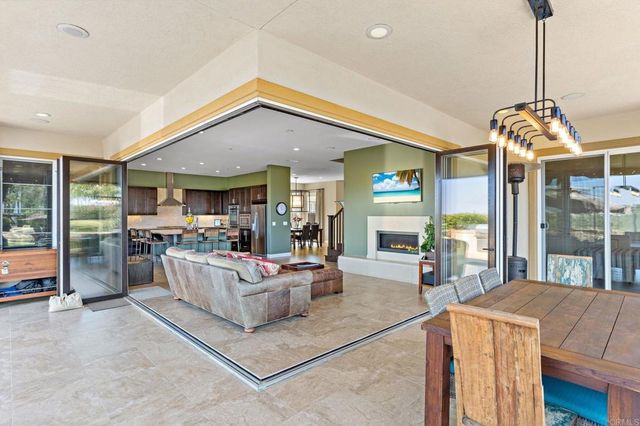 $2,620,000 | 7077 Sitio Colina, Carlsbad, CA 92009