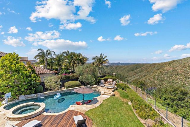 $2,620,000 | 7077 Sitio Colina, Carlsbad, CA 92009