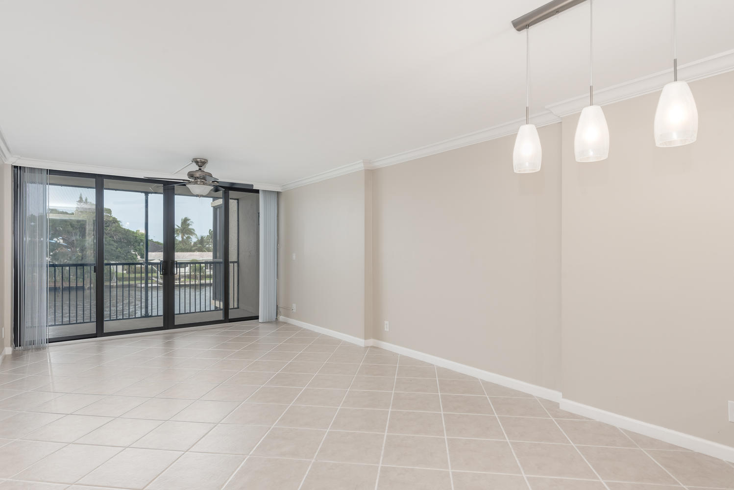18 Royal Palm Way, Unit 207 Boca Raton, FL 33432 - Photo 2 of 28 ENTRY