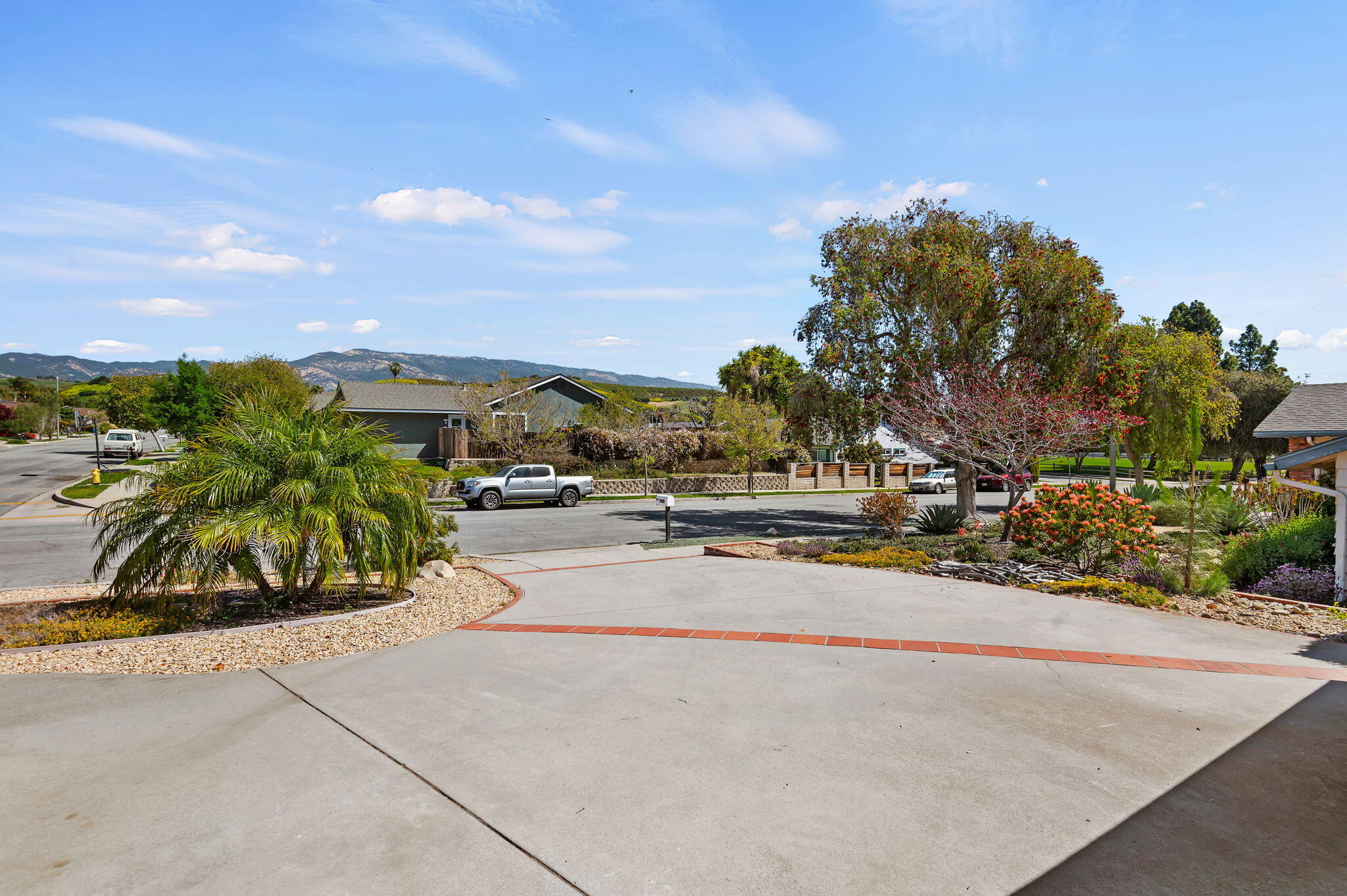 7397 Mirano Drive Goleta, CA 93117 - Photo 4 of 27 a view of a street