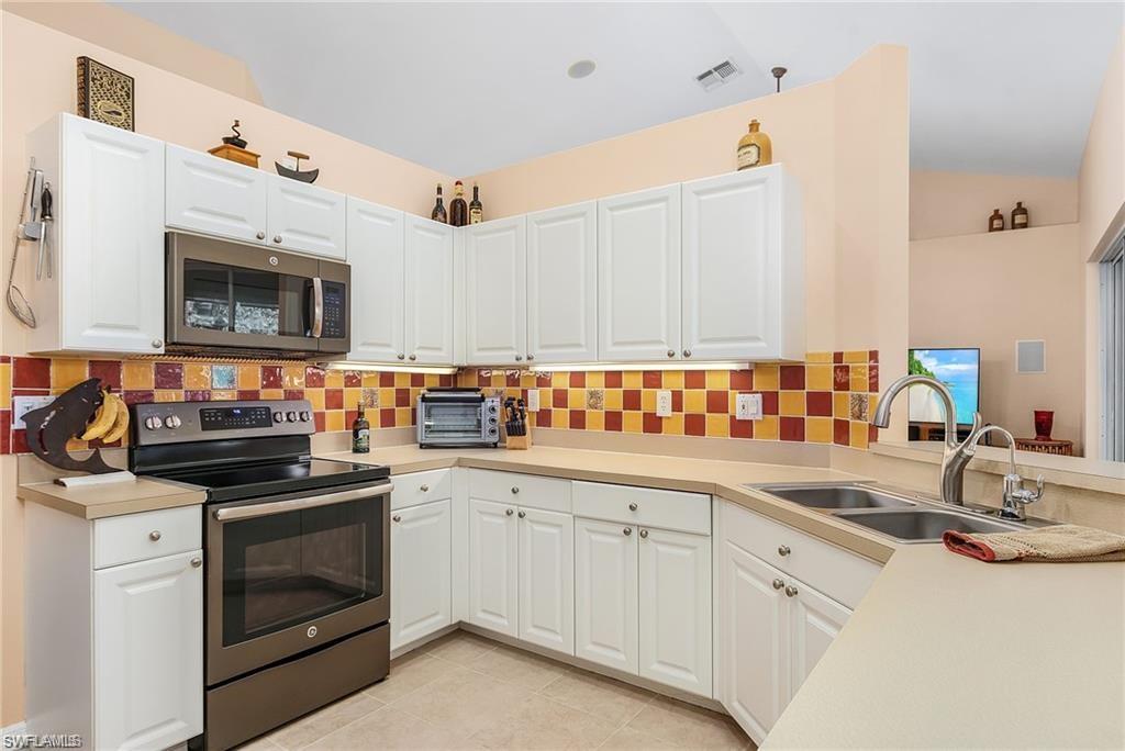 311 23rd Street Southwest Naples, FL 34117 - Photo 8 of 22 Gallery Image 8