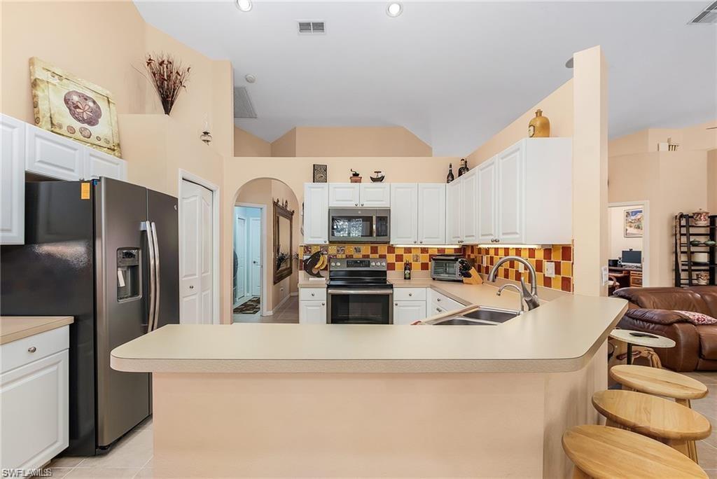 311 23rd Street Southwest Naples, FL 34117 - Photo 9 of 22 Gallery Image 9