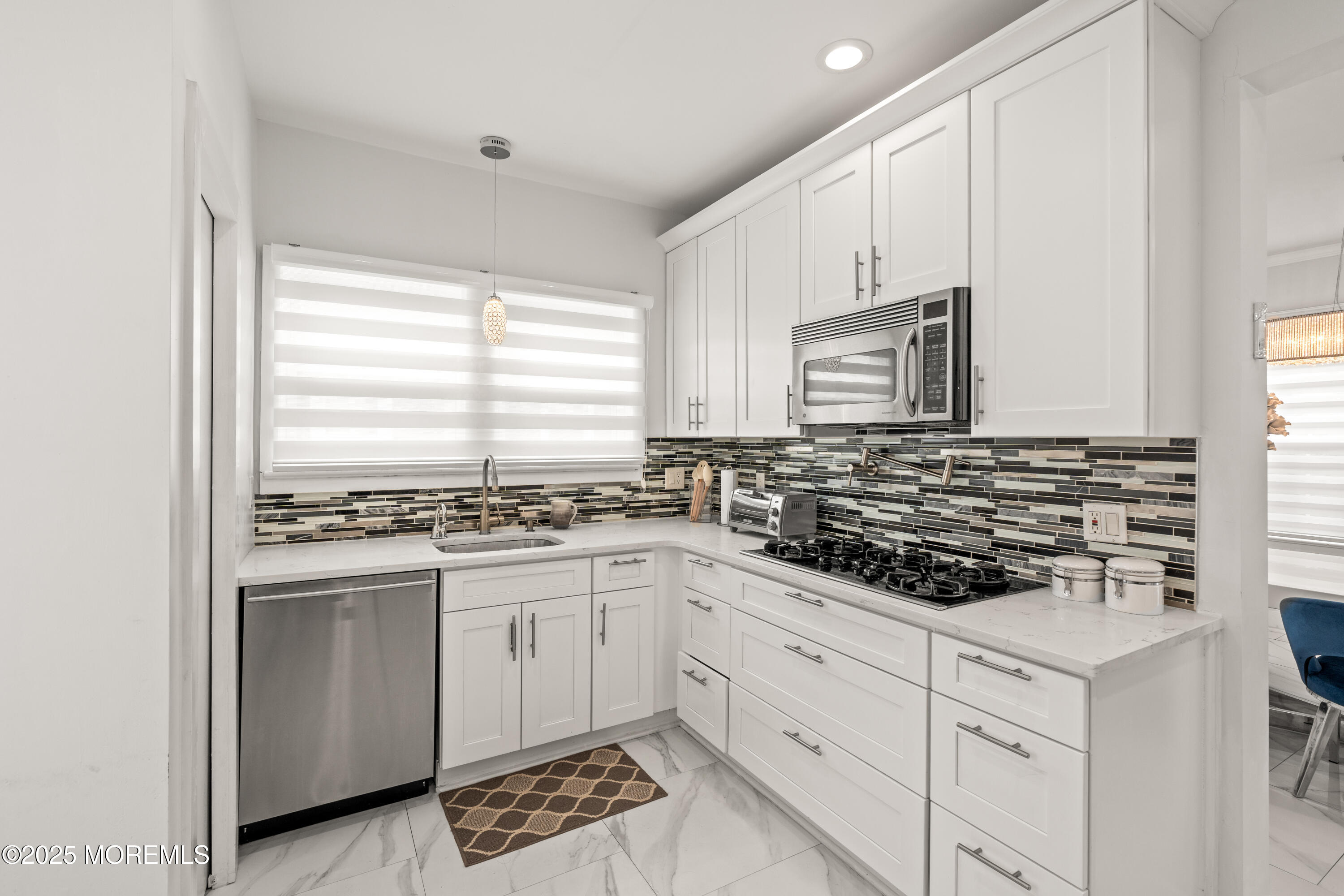 3 Reid Street Long Branch, NJ 07740 - Photo 8 of 54 047