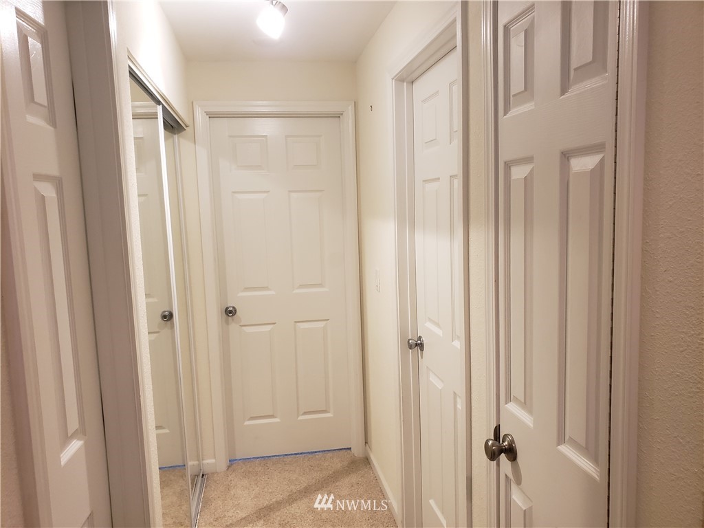 7510 208th Street Southwest, Unit B202 Edmonds, WA 98026 - Photo 12 of 13 a view of a bathroom