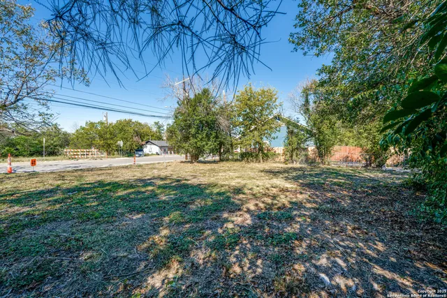 a view of backyard space