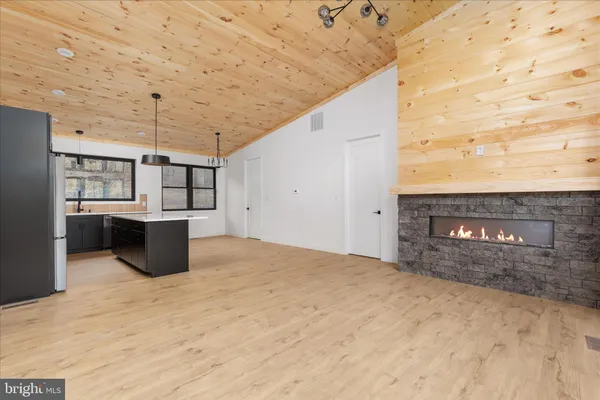 a view of a storage & utility room