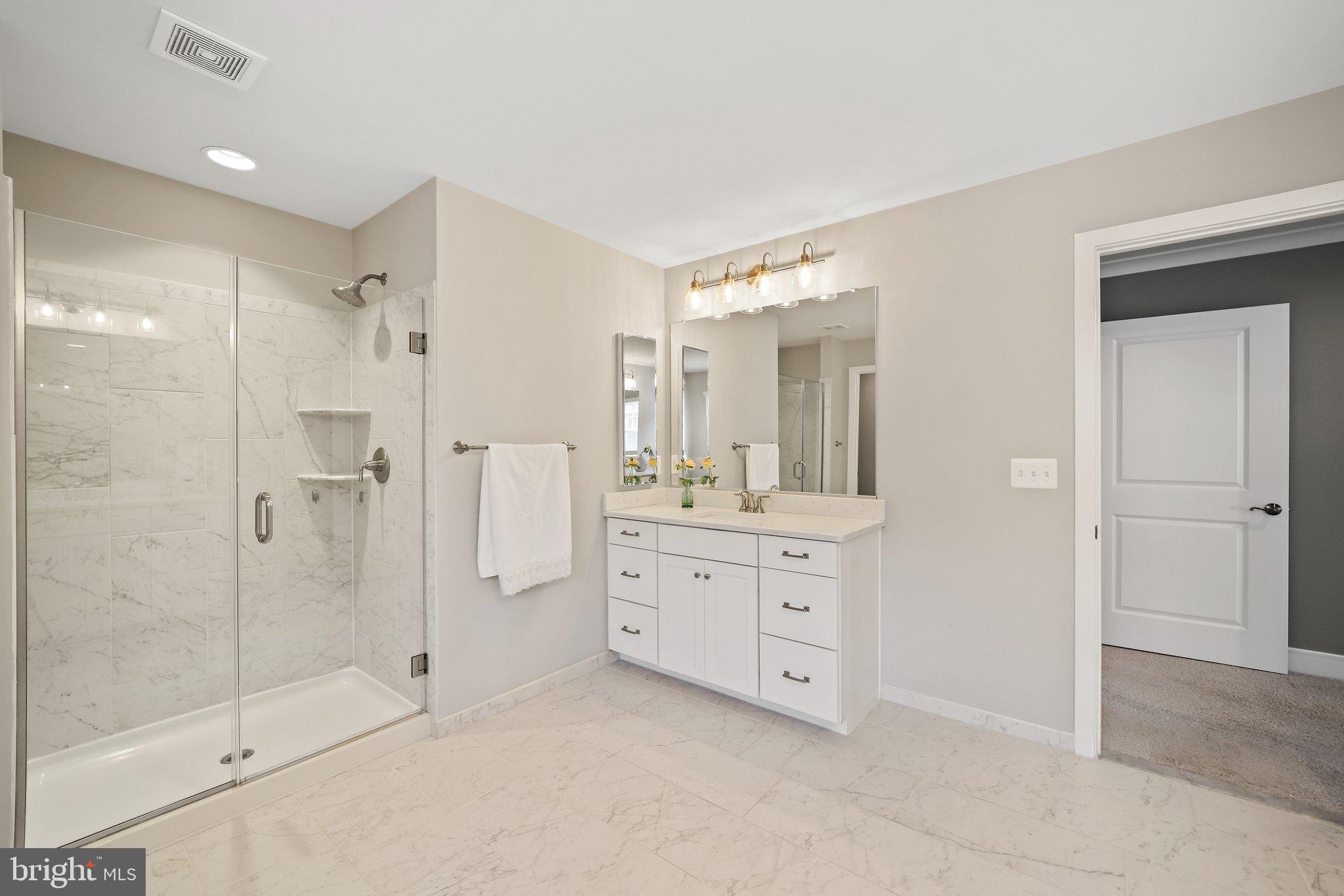 1124 Justinian Street Southeast Leesburg, VA 20175 - Photo 10 of 61