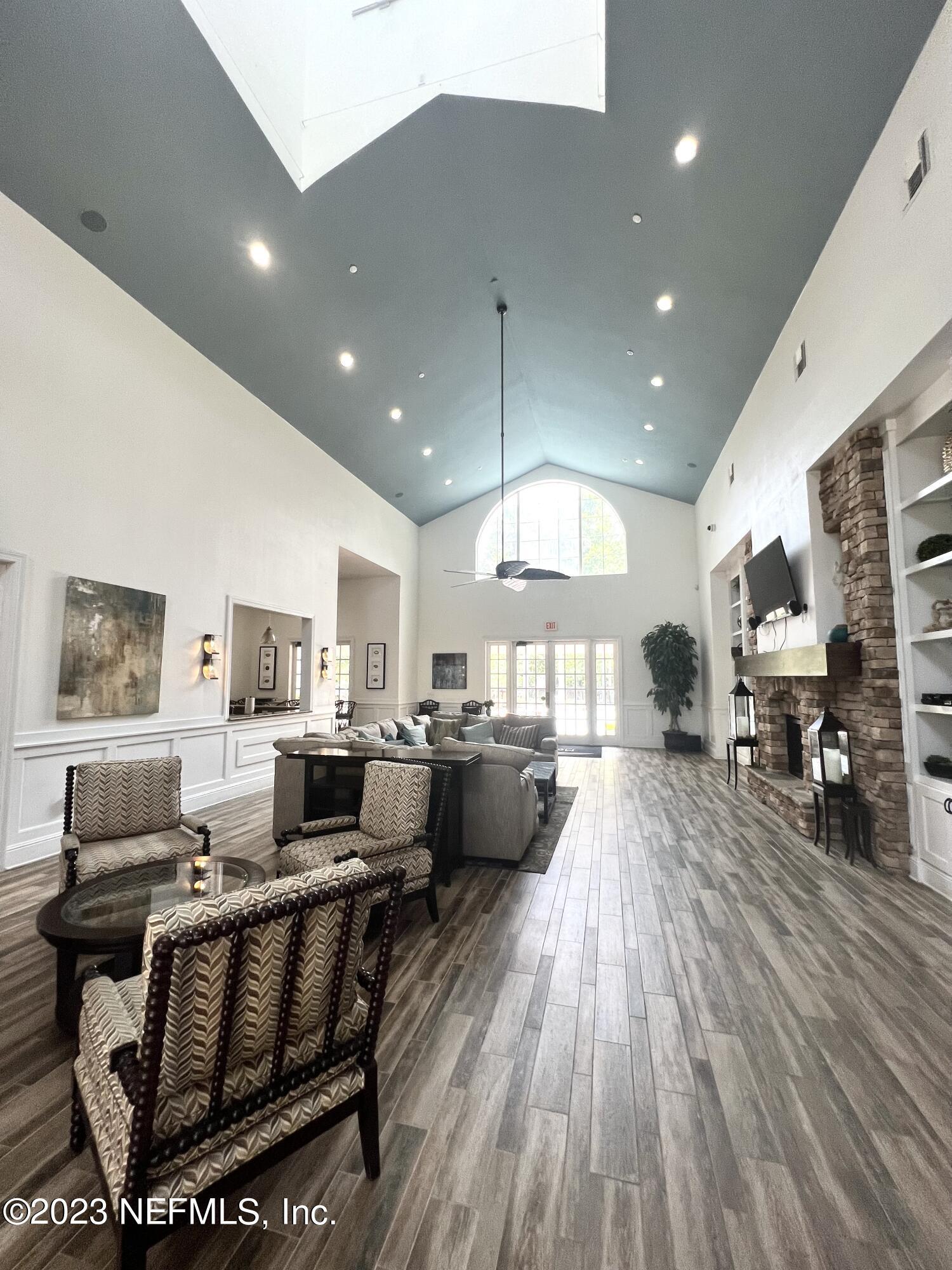 8550 Touchton Road, Unit 1812 Jacksonville, FL 32216 - Photo 29 of 30 Club House