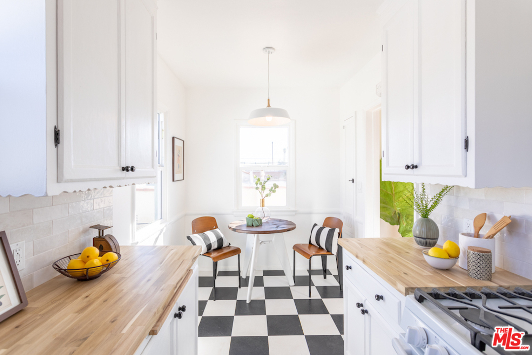3036 Virginia Road, Unit 3 Los Angeles, CA 90016 - Photo 6 of 18 Gallery Image 6