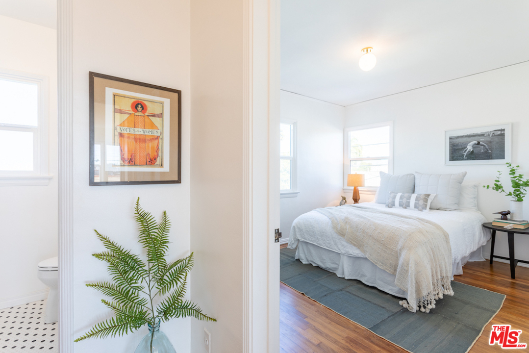 3036 Virginia Road, Unit 3 Los Angeles, CA 90016 - Photo 9 of 18 Gallery Image 9