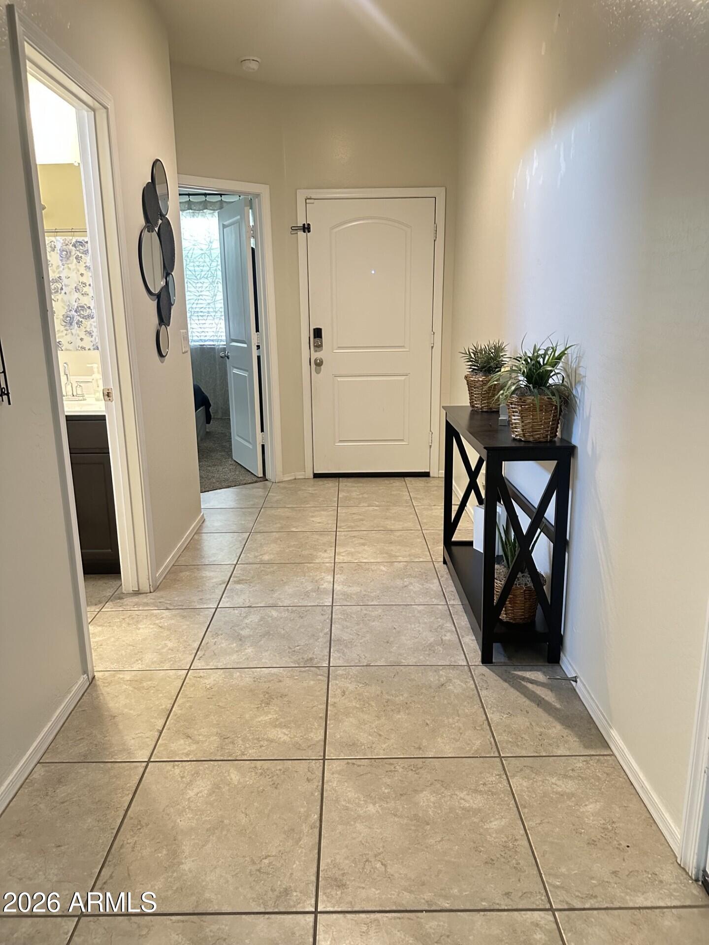 7851 West Riverside Avenue Phoenix, AZ 85043 - Photo 36 of 40 a view of a furniture in a hallway
