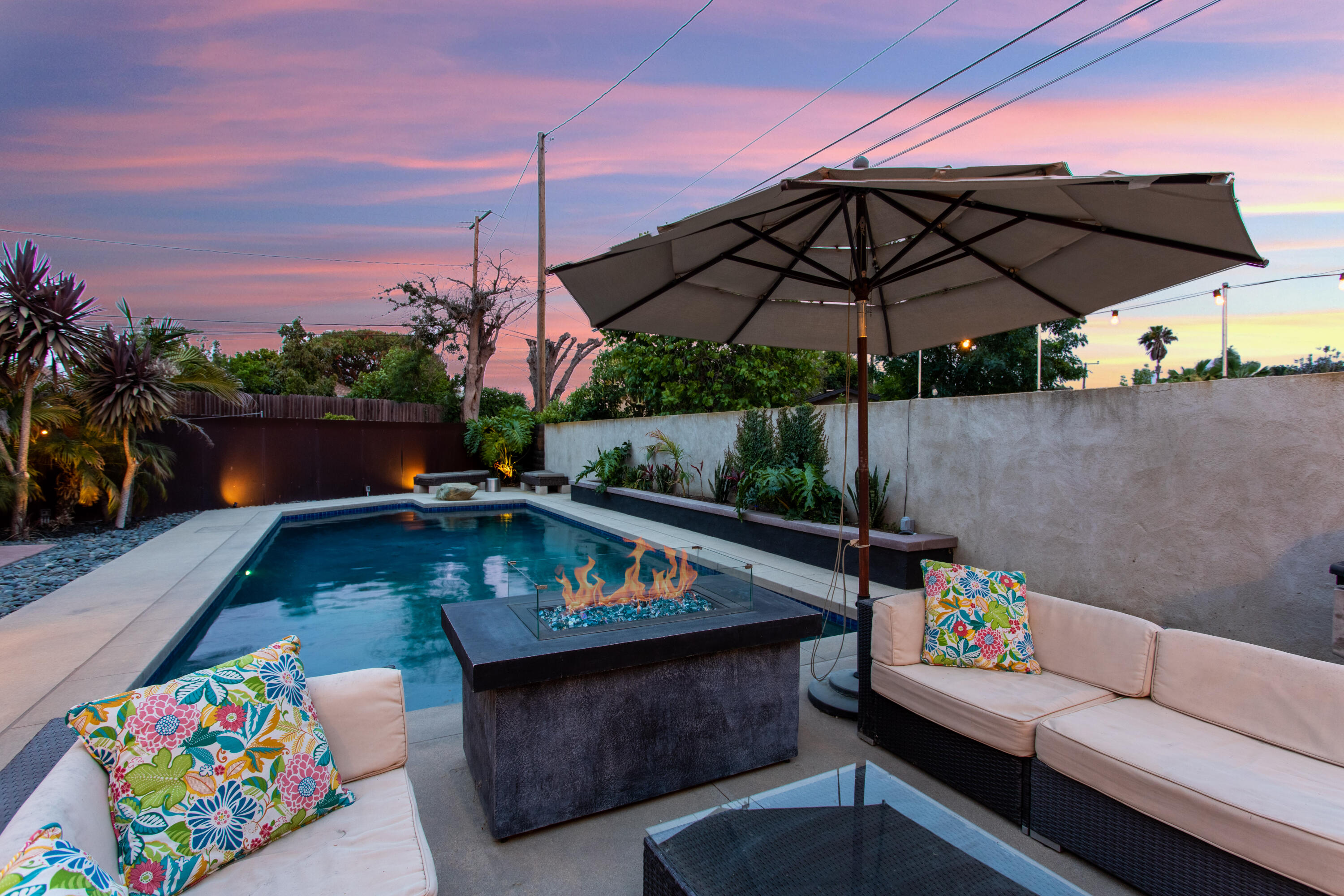 5211 Keo Drive Santa Barbara, CA 93111 - Photo 30 of 39 Pool - Twilight