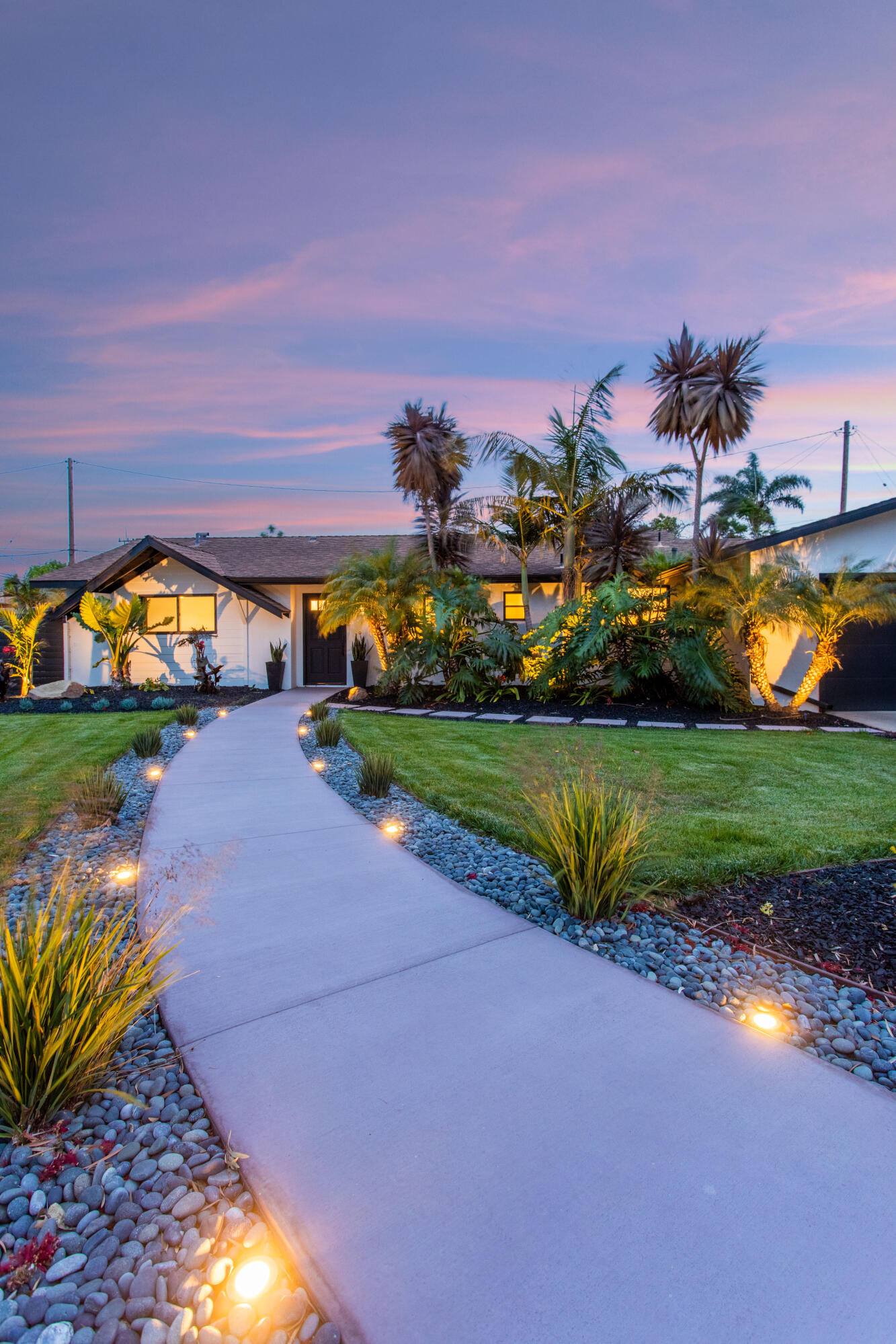 5211 Keo Drive Santa Barbara, CA 93111 - Photo 39 of 39 Front - Twilight