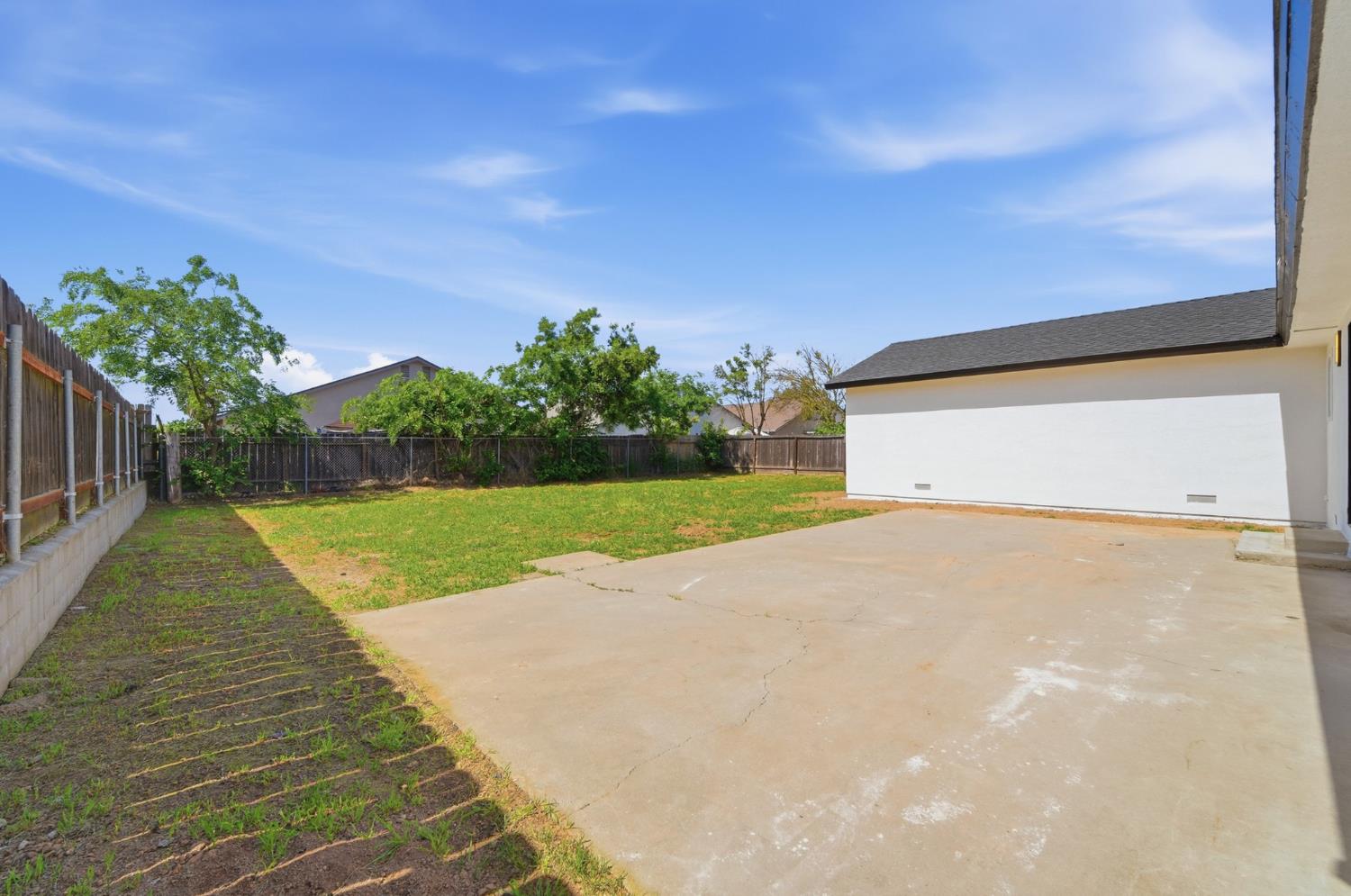 6237 Claus Road Riverbank, CA 95367 - Photo 38 of 53 a view of a backyard
