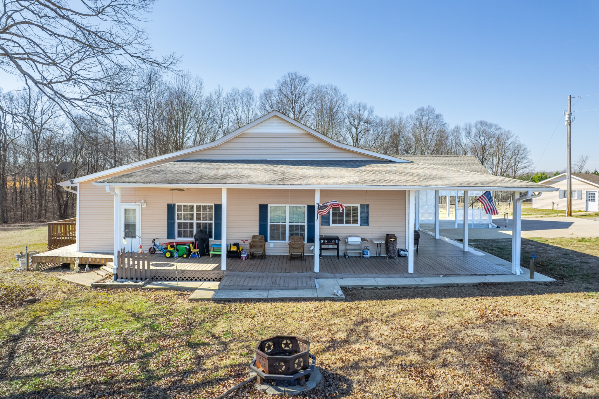 1825 Powell School Road Goodspring, TN 38460 - Photo 4 of 100