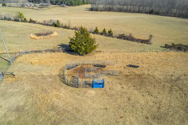 $624,900 | 1825 Powell School Road, Goodspring, TN 38460