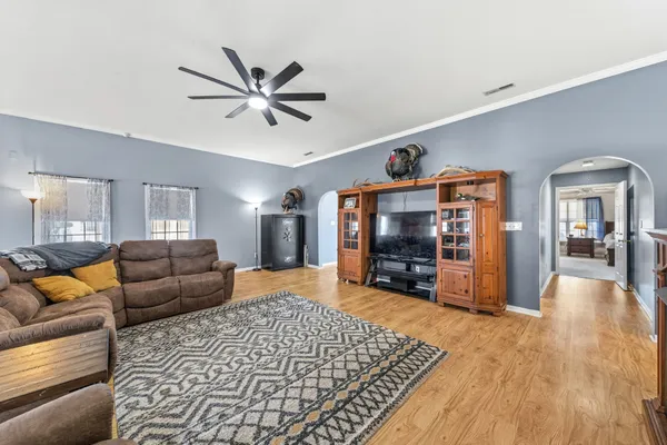$599,000 | 1825 Powell School Road, Goodspring, TN 38460