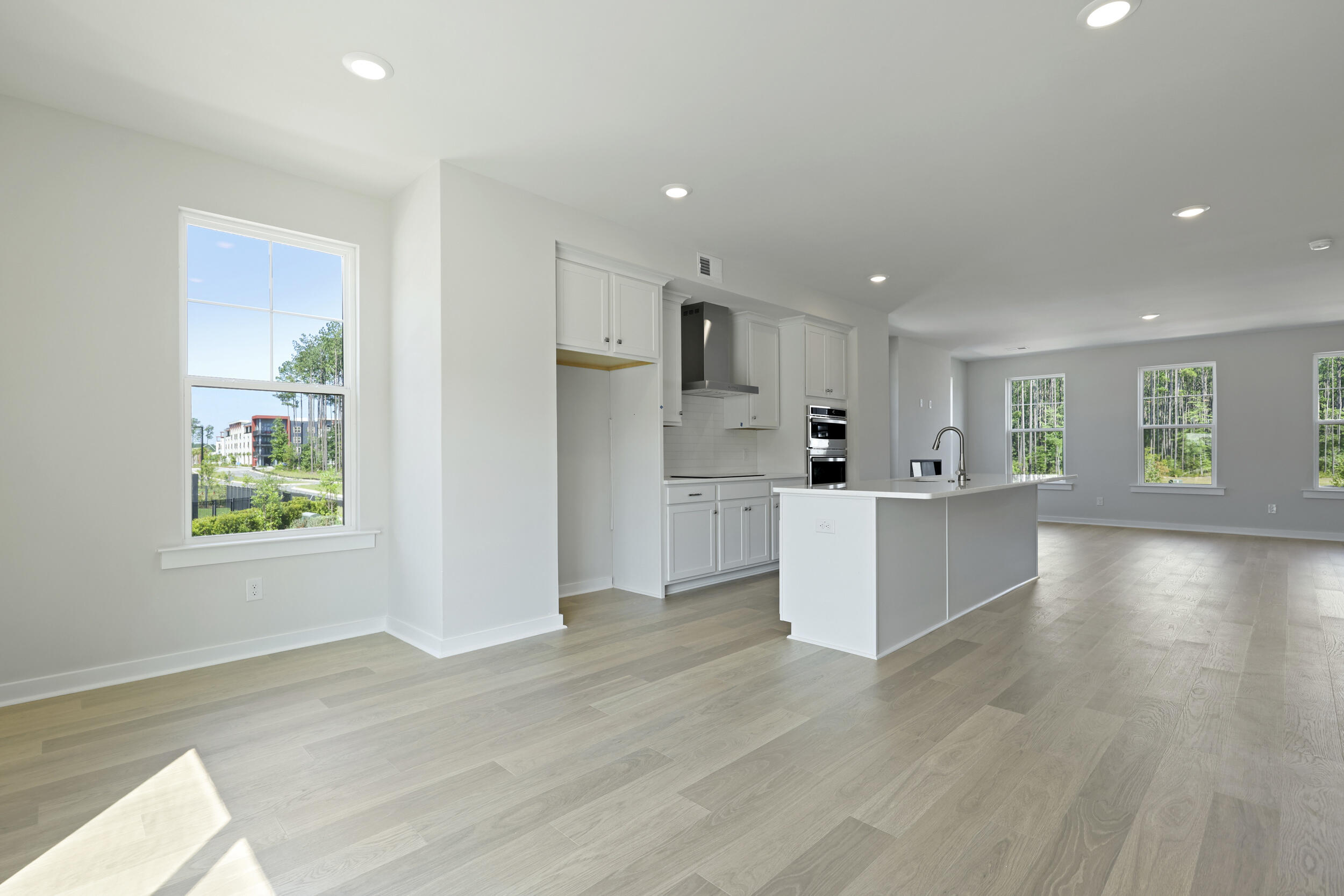 606 Scholar Way Summerville, SC 29486 - Photo 8 of 84 13_550a1172