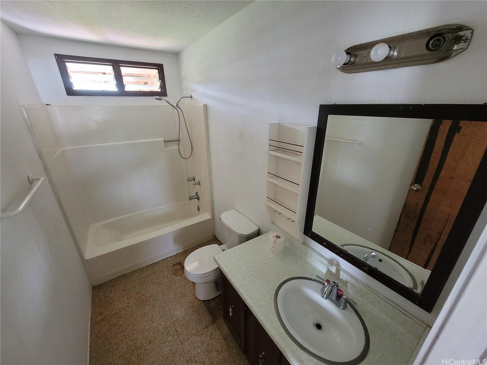 3862 Aka Road Koloa, HI 96756 - Photo 7 of 8 Bathroom