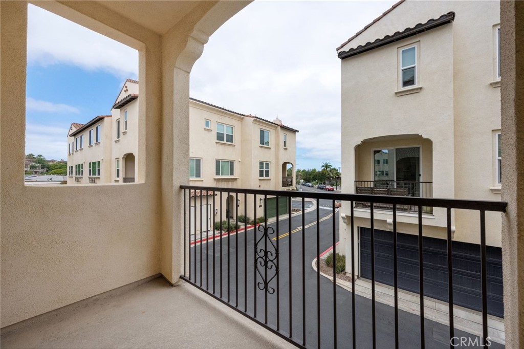 322 Ford Road Costa Mesa, CA 92627 - Photo 20 of 24