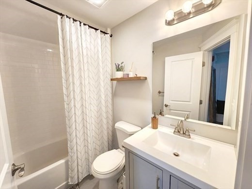 16 Common Street, Unit 5 Waltham, MA 02451 - Photo 12 of 14