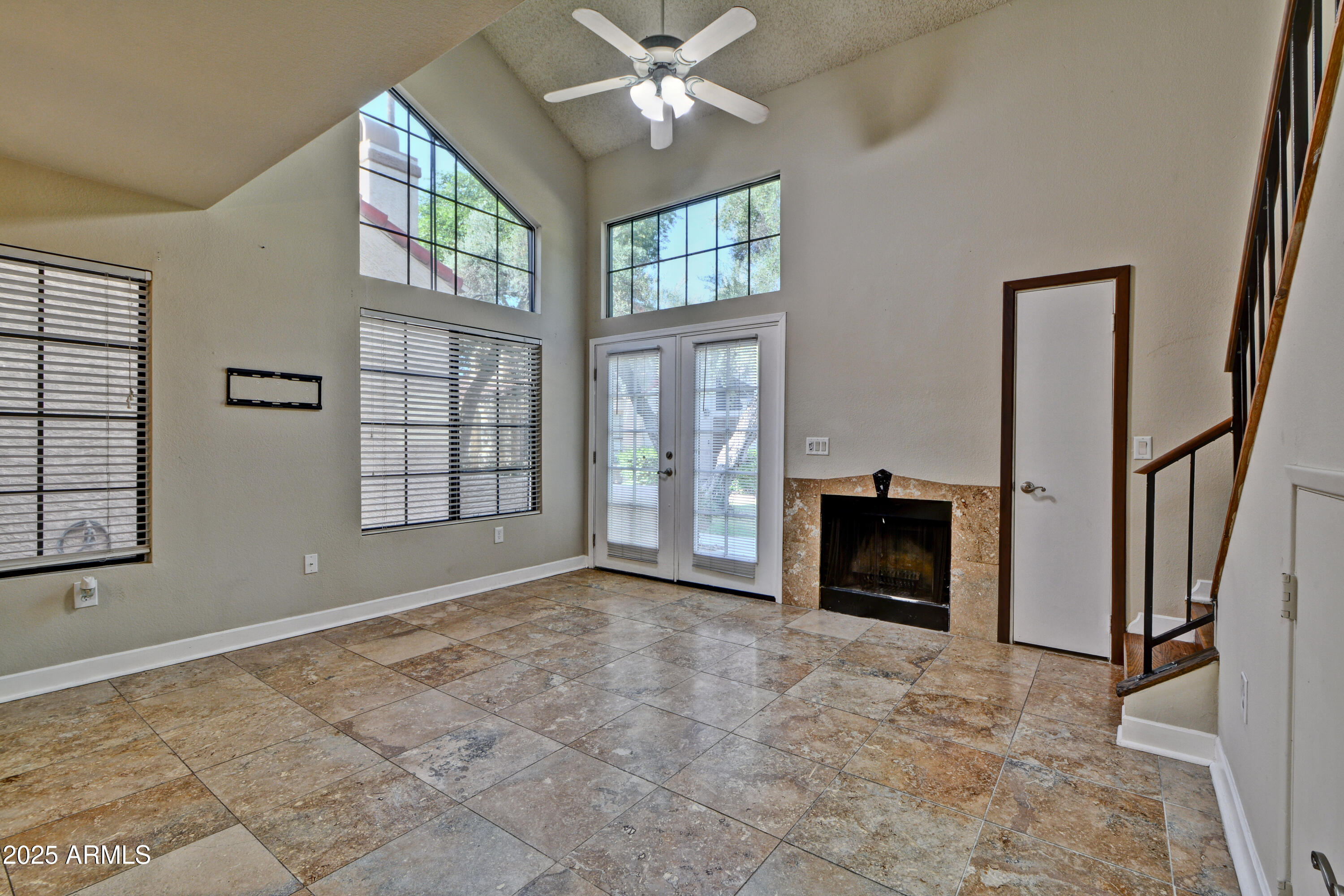 602 North May, Unit 17 Mesa, AZ 85201 - Photo 11 of 39 a view of an empty room with a window