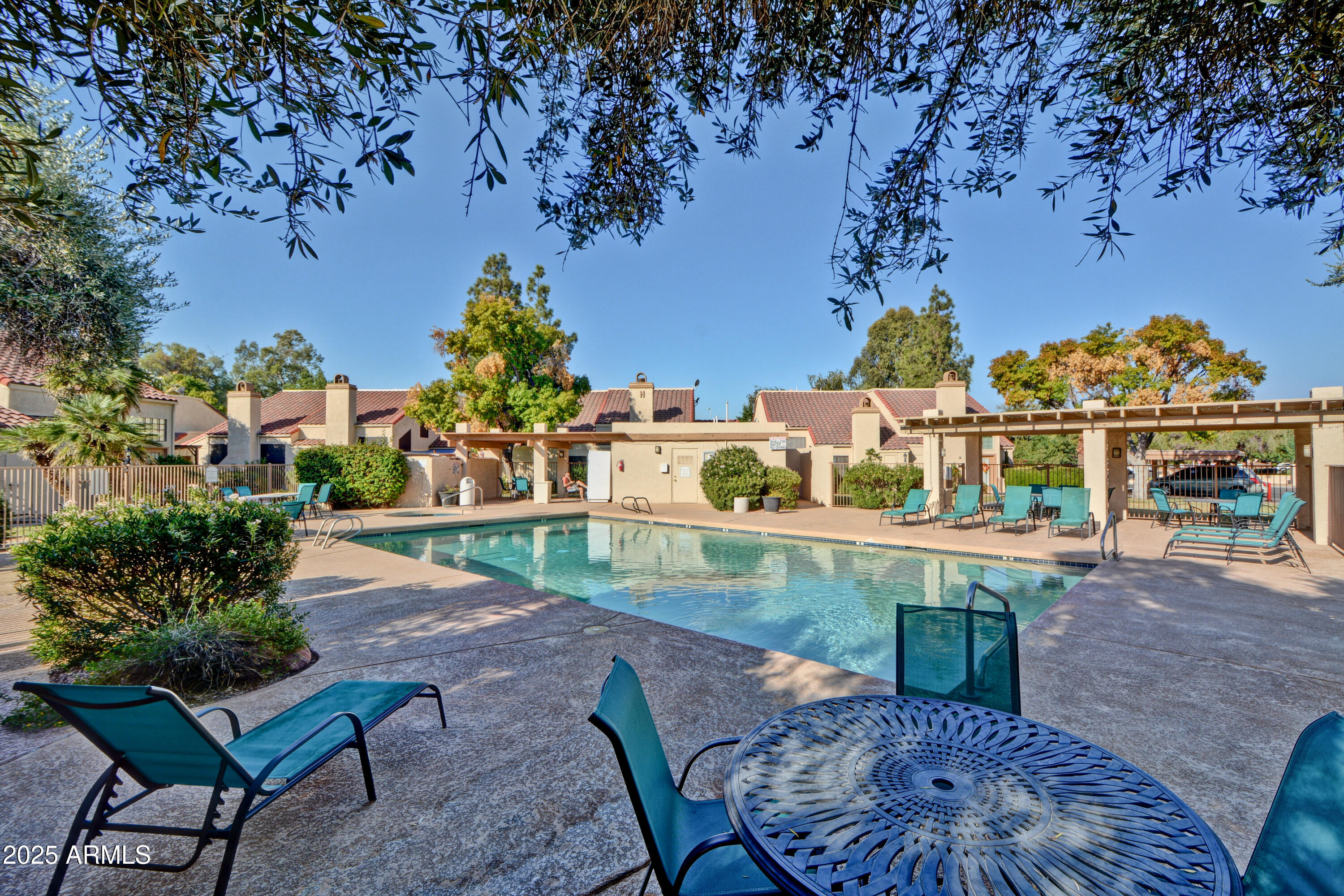 602 North May, Unit 17 Mesa, AZ 85201 - Photo 29 of 39 a view of a chairs and table in patio