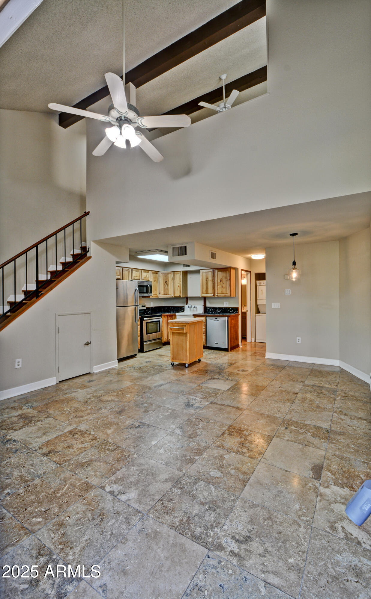 602 North May, Unit 17 Mesa, AZ 85201 - Photo 9 of 39 a view of a livingroom with a furniture and chandelier