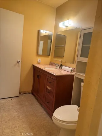 $250,000 | 5500 Ackerfield Avenue, Unit 309, Long Beach, CA 90805