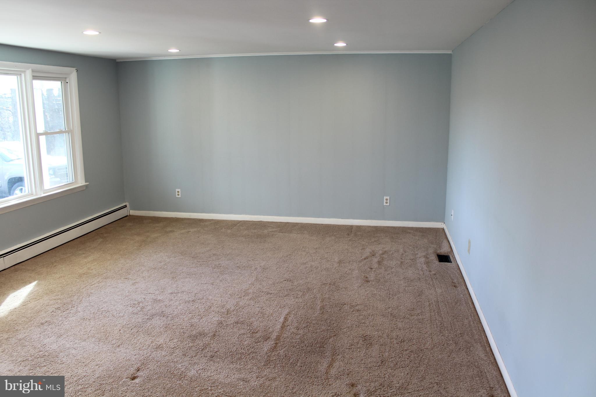2314 Bedminster Road Perkasie, PA 18944 - Photo 4 of 24 Gallery Image 4