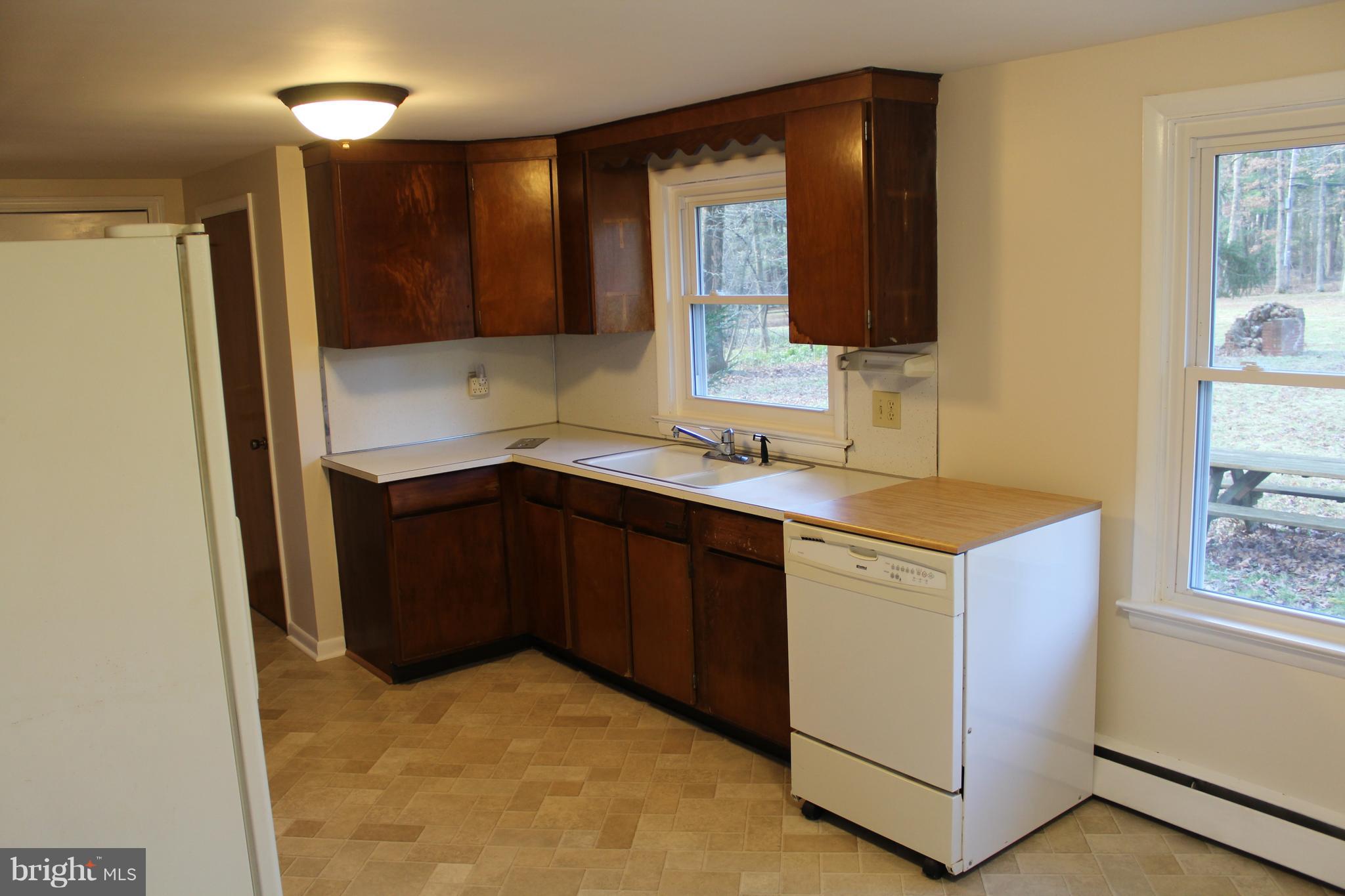 2314 Bedminster Road Perkasie, PA 18944 - Photo 8 of 24 Gallery Image 8