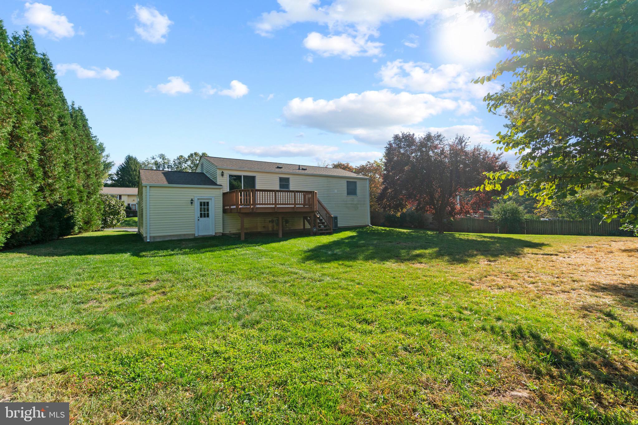 12762 Bradwell Road Herndon, VA 20171 - Photo 31 of 35 Fence this in for lots of space to run and play.