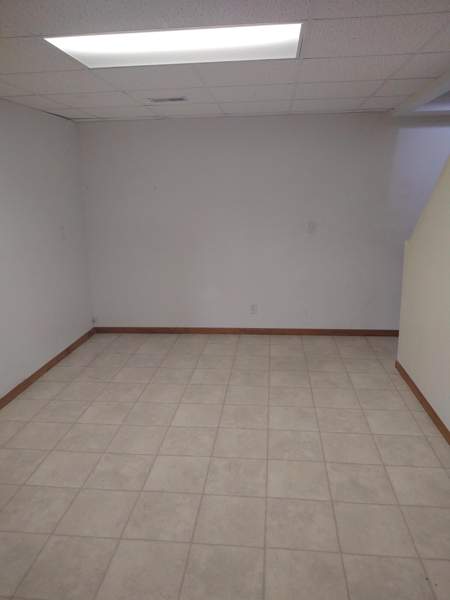 2137 South Dangl Road Muskegon, MI 49442 - Photo 36 of 41 IMG_20230312_131741137