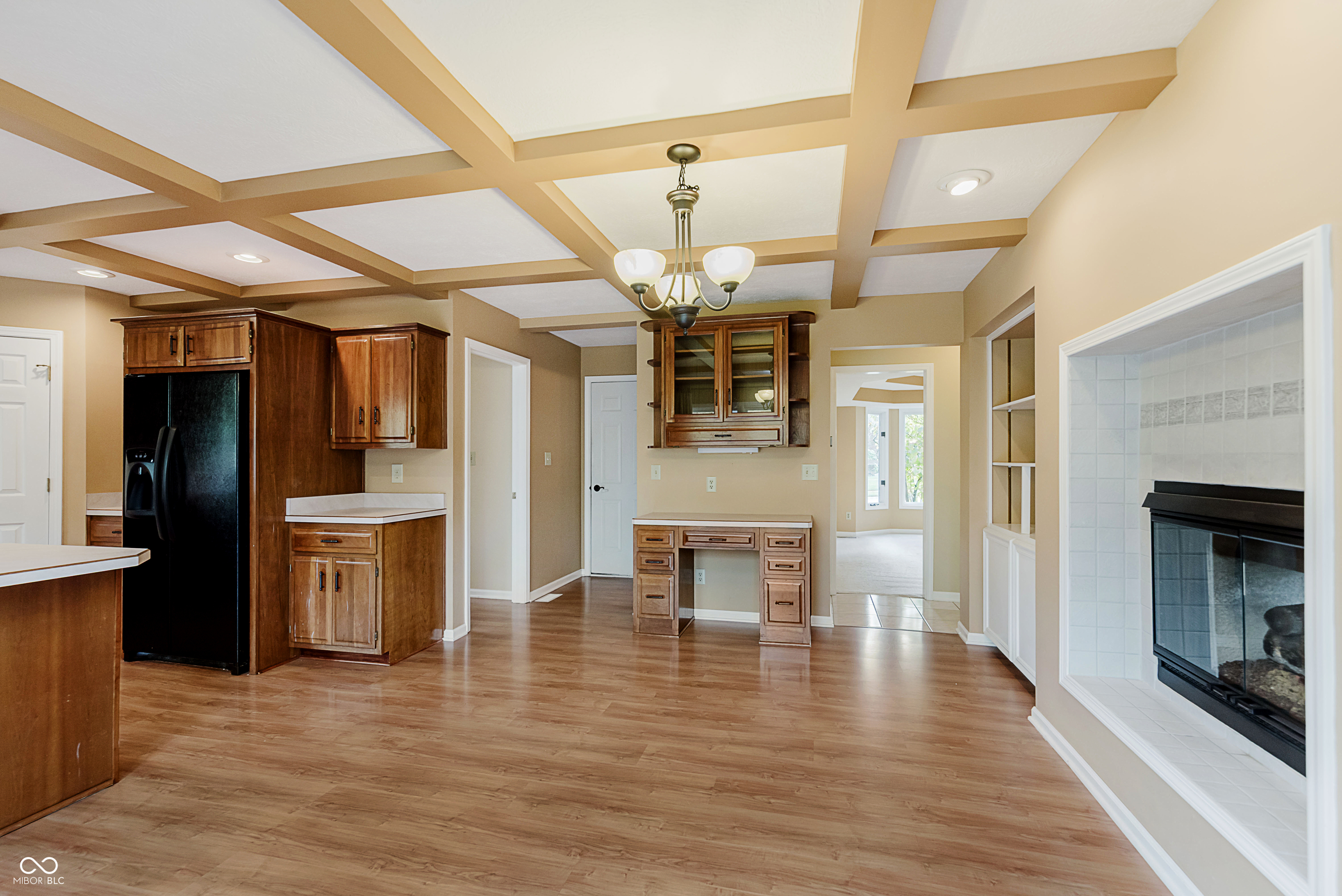 8729 Promontory Road Indianapolis, IN 46236 - Photo 10 of 33