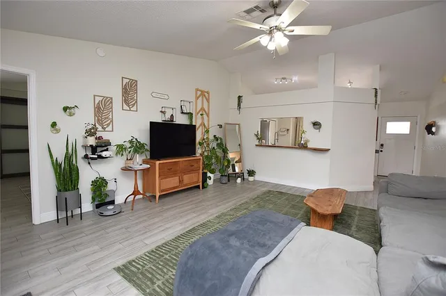 $349,000 | 2022 Hatteras Point, Lakeland, FL 33813