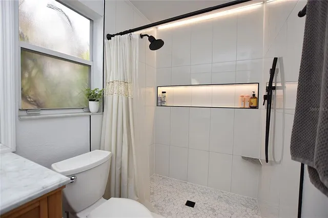 $349,000 | 2022 Hatteras Point, Lakeland, FL 33813