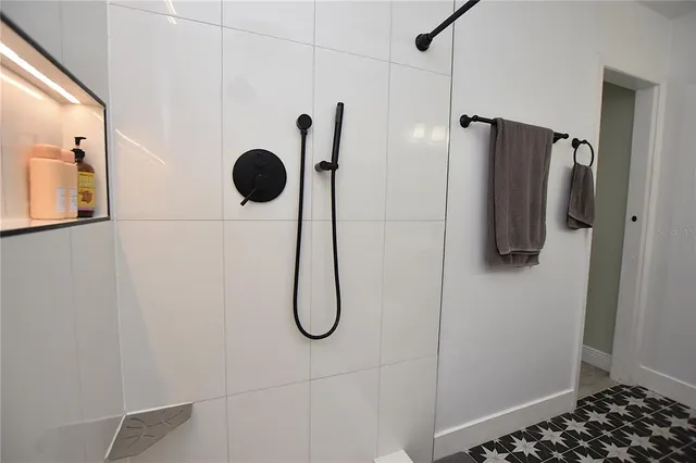 $349,000 | 2022 Hatteras Point, Lakeland, FL 33813