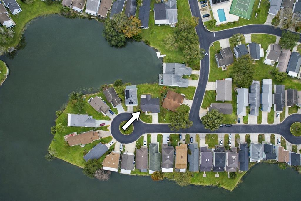 2022 Hatteras Point Lakeland, FL 33813 - Photo 35 of 36 a view of entryway