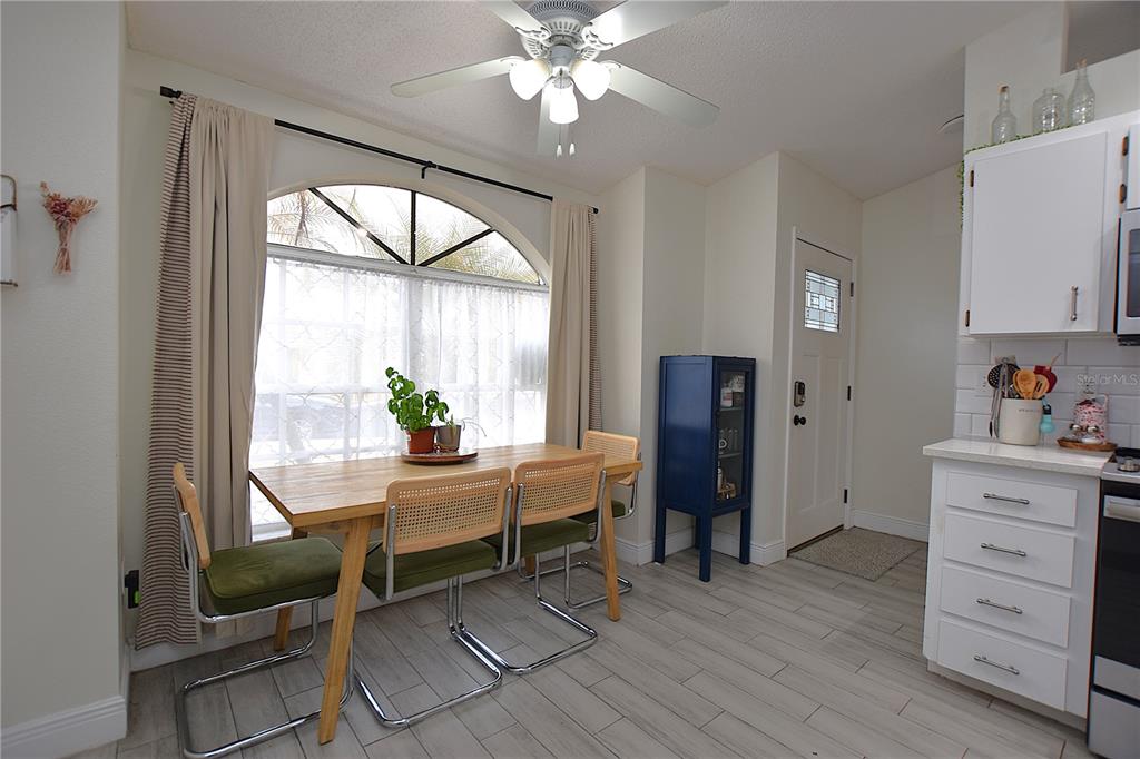 2022 Hatteras Point Lakeland, FL 33813 - Photo 9 of 36 a living room with furniture and a window