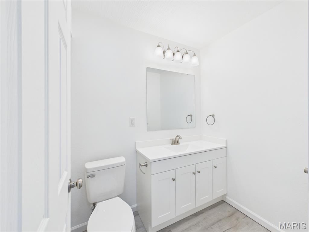 16201 Haidyn Road, Unit B St. Robert, MO 65584 - Photo 3 of 17