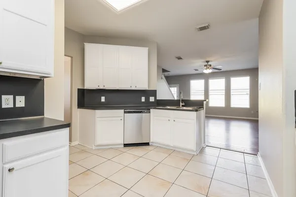 $2,205 | 12131 English Brook Circle, Humble, TX 77346