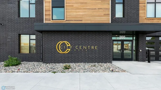 $629,000 | 200 4th Avenue North, Unit 201, Fargo, ND 58102