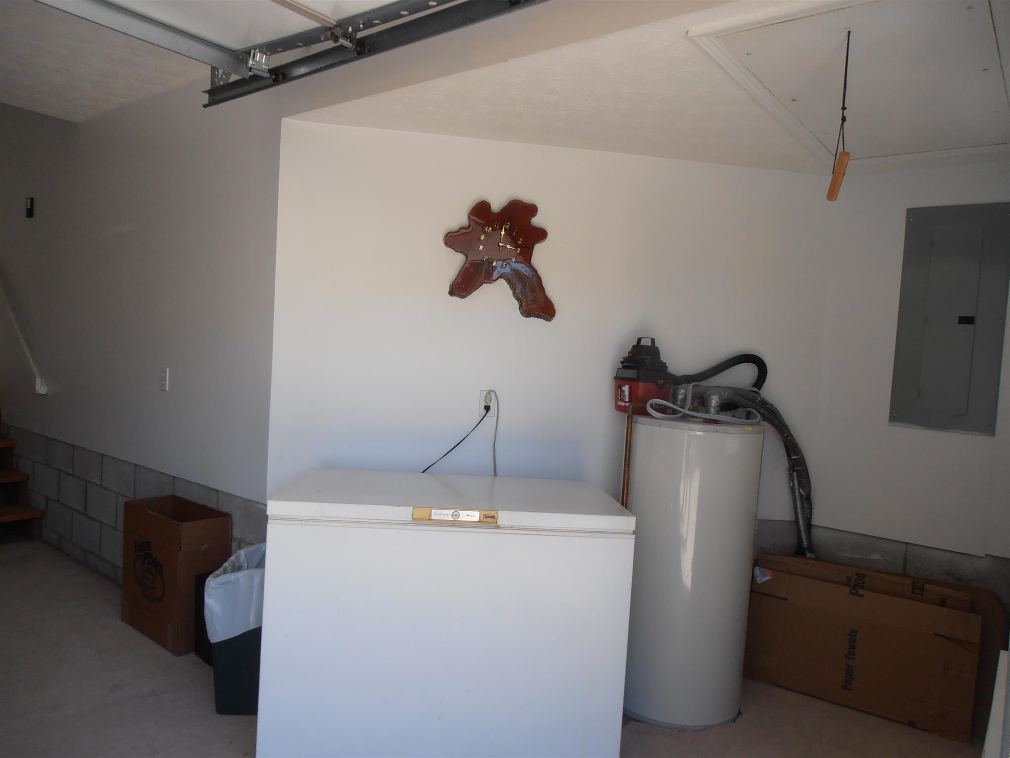 1141 Woods Ferry Road Lebanon, TN 37087 - Photo 26 of 30 a utility room with dryer and washer